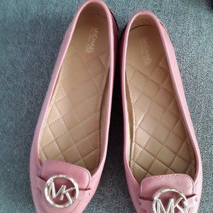 Michael Kors womens flats size 8.5
